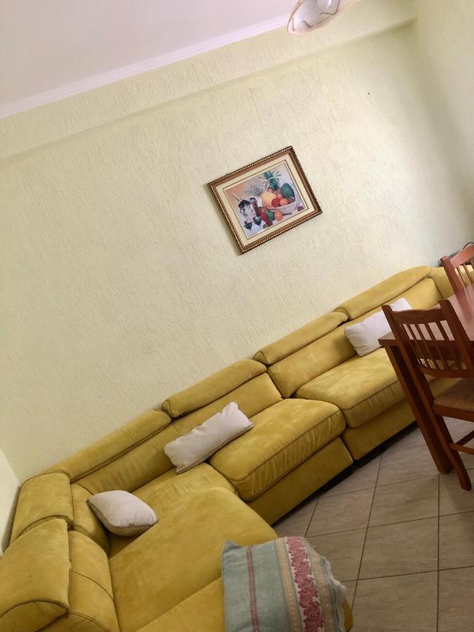 Appartamenti George Bashkia e Orikumit Exteriör bild