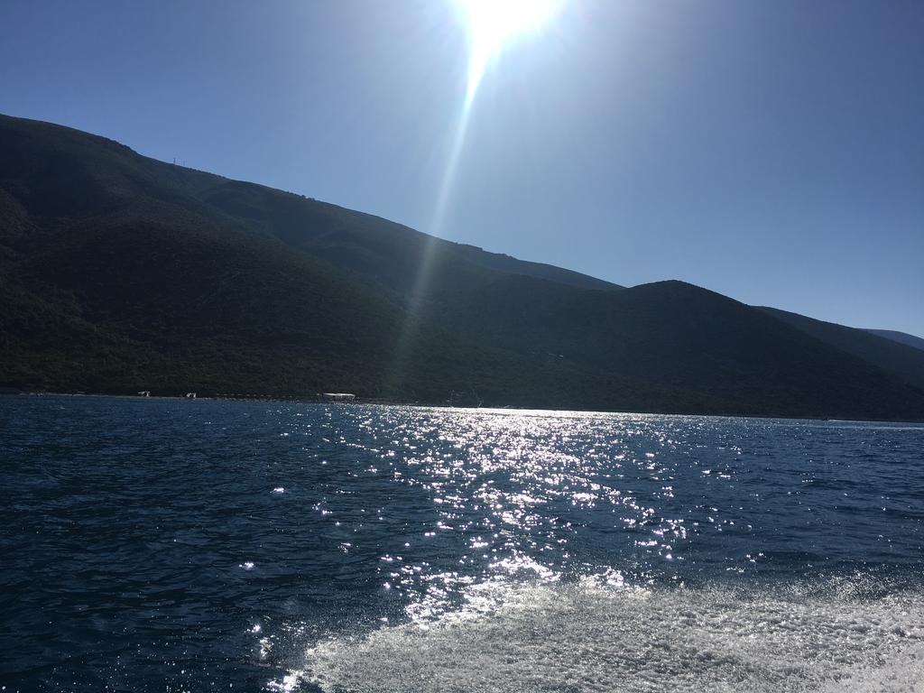 Appartamenti George Bashkia e Orikumit Exteriör bild